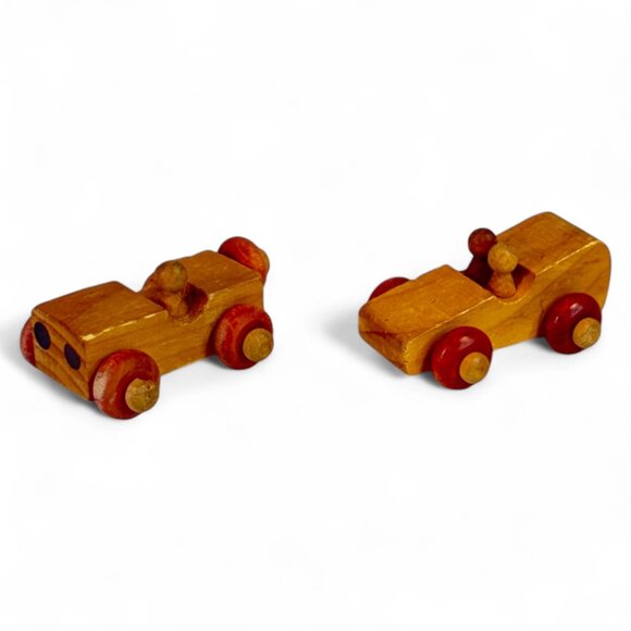 Vintage Montgomery Schoolhouse Wooden Toy Cars Vermont – Set of 2 - Picture 1 of 8